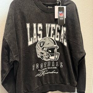 NFL Game Day Couture Las Vegas Raiders Charcoal Gray Crewneck S (oversized)